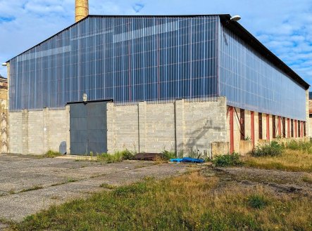 Pronájem skladu, 714 m²