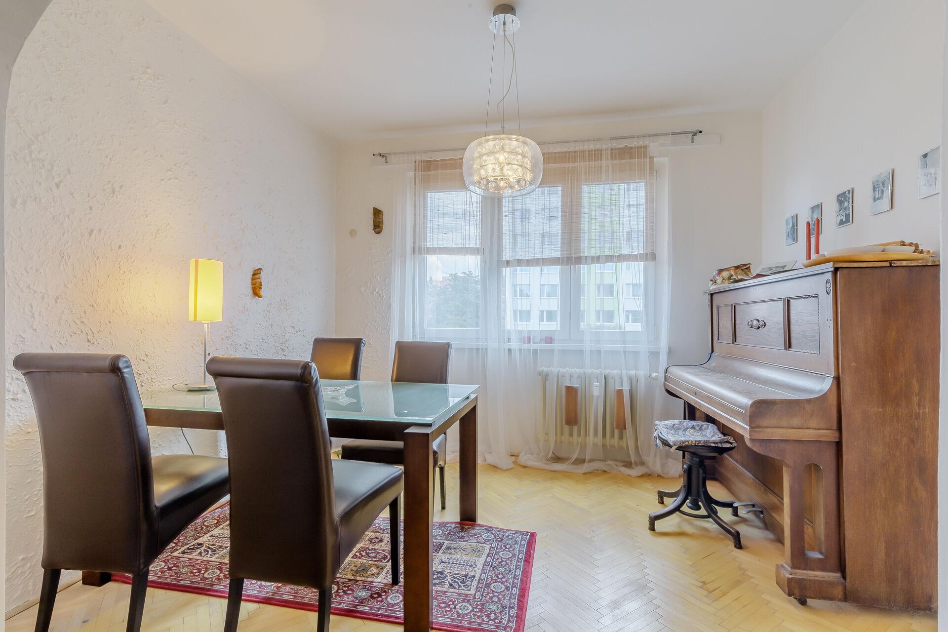 Prostorný byt 3+1 s jídelnou, 70 m² – Kladno, Kročehlavy