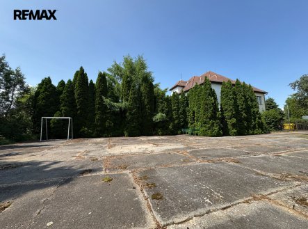 Prodej jiné komerční nemovitosti, 900 m²