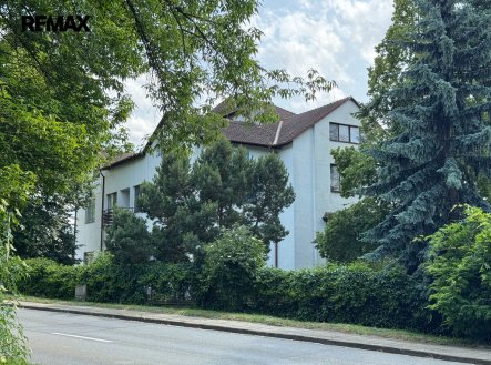Prodej jiné komerční nemovitosti, 1 551 m² obrázek