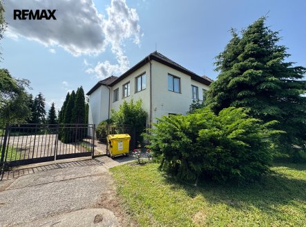 Prodej pozemku pro komerční výstavbu, 11 035 m²