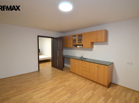 Pronájem bytu, 2+kk, 42 m²