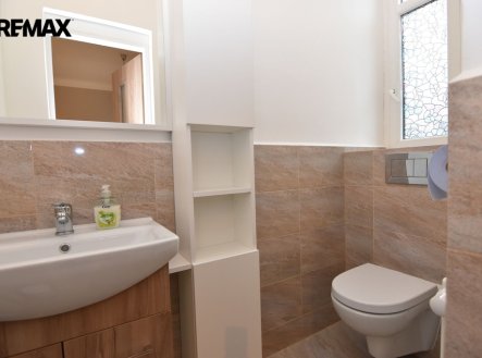 Pronájem bytu, 2+kk, 55 m²