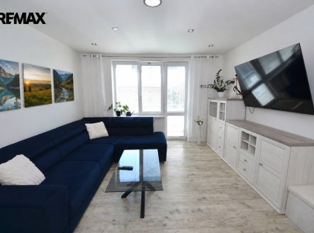 Pronájem bytu, 3+kk, 63 m²