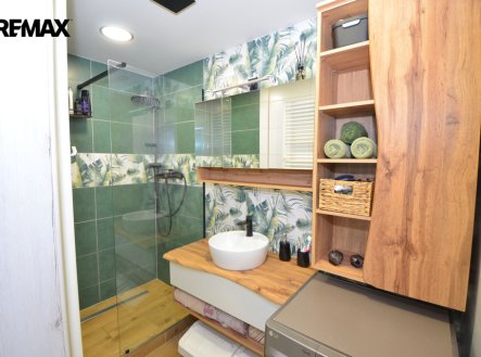 Pronájem bytu, 3+kk, 63 m²