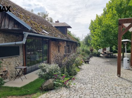 Prodej restaurace, 382 m²
