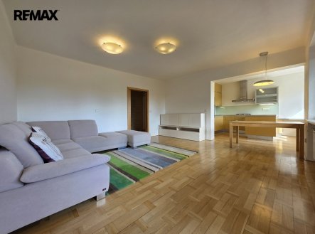 Pronájem bytu, 3+kk, 82 m²