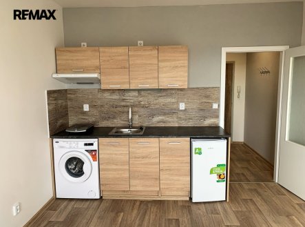 Pronájem bytu, 1+kk, 23 m²