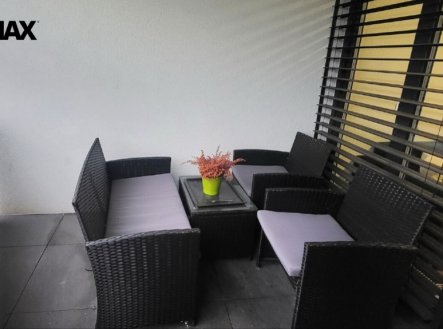 Pronájem bytu, 2+kk, 64 m²