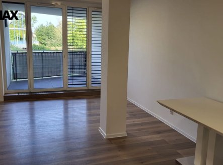 Pronájem bytu, 2+kk, 64 m²