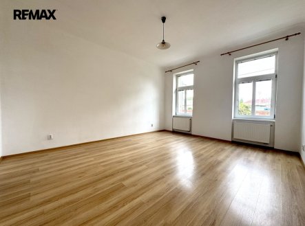 Pronájem bytu, 1+1, 35 m²