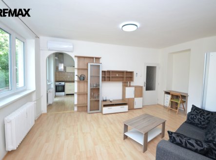 Pronájem bytu, 1+1, 39 m² obrázek