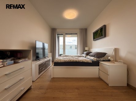 Pronájem bytu, 2+kk, 80 m²