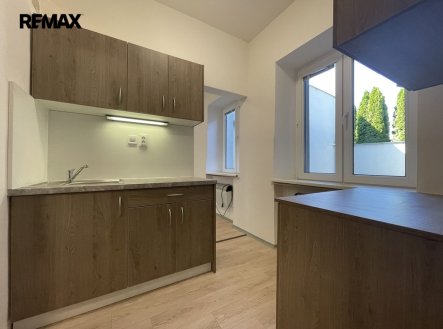 Pronájem bytu, 2+kk, 56 m²