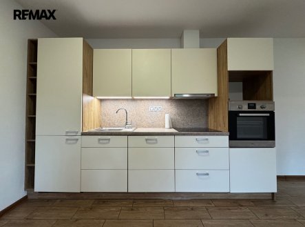 Pronájem bytu, 2+kk, 55 m²