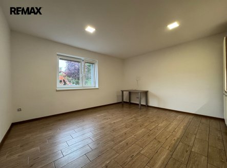 Pronájem bytu, 2+kk, 55 m²