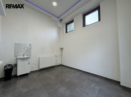 Pronájem obchodní prostory, 11 m²