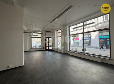 Pronájem obchodní prostory, 140 m²
