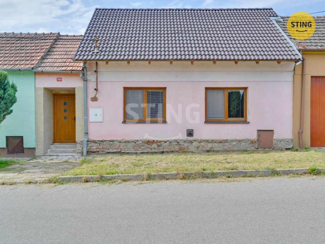 hdr dům a dvůr e.jpg