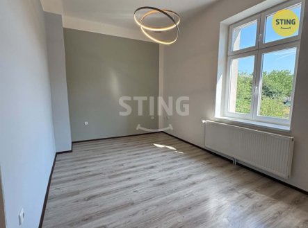 Pronájem bytu, 2+1, 70 m²