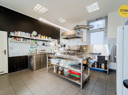 Prodej komerčního objektu, jiný, 87 m²