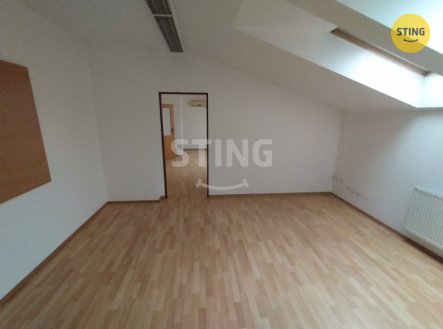 Pronájem kanceláře, 21 m²