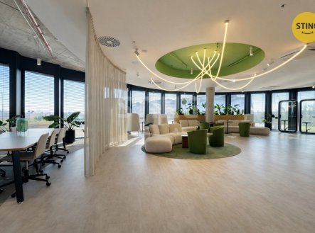 Pronájem kanceláře, 4 400 m²