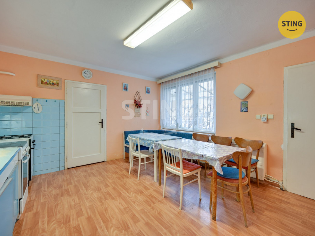hdr kuchyň c.JPG