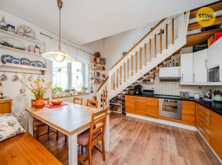 Prodej bytu, 4+1, 107 m²
