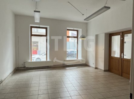 Pronájem obchodní prostory, 38 m²