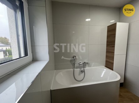 Pronájem bytu, 3+kk, 90 m²