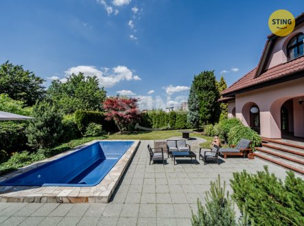 Prodej domu/vily, 249 m² obrázek