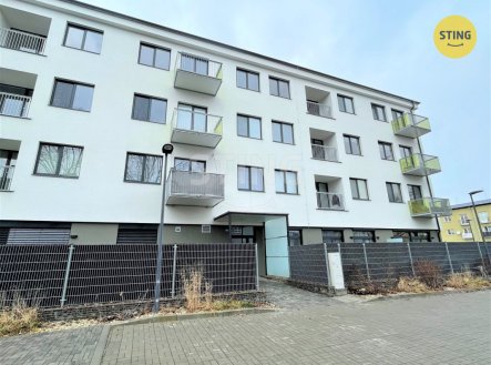 Pronájem bytu, 1+kk, 37 m²