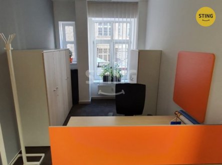 Pronájem kanceláře, 120 m²