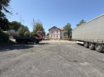 Prodej pozemku pro komerční výstavbu, 2 272 m²