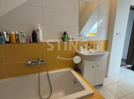 Pronájem bytu, 2+kk, 60 m²