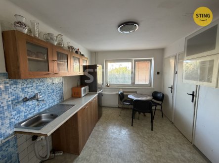 Pronájem domu/vily, 210 m²