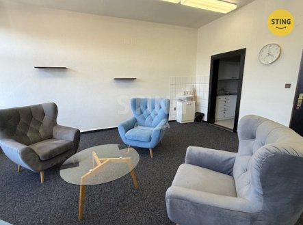 Pronájem kanceláře, 30 m²