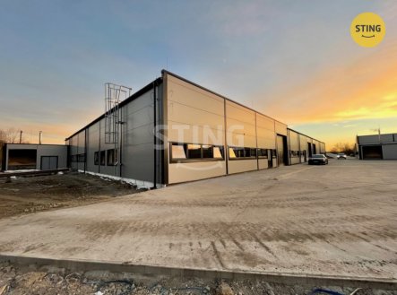 Pronájem výrobní prostory, 420 m²