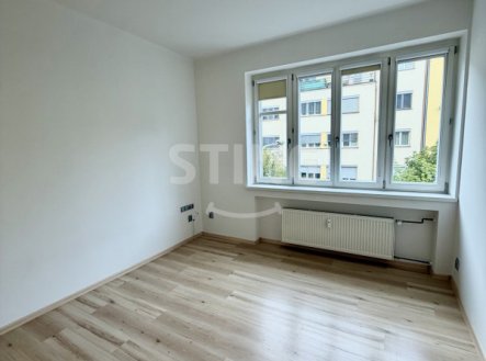 Pronájem bytu, 4+kk, 100 m²
