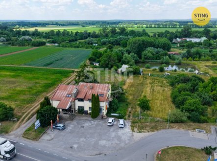 Prodej komerčního objektu, administrativní budova, 3 443 m²
