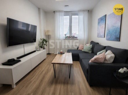Pronájem bytu, 2+kk, 72 m²