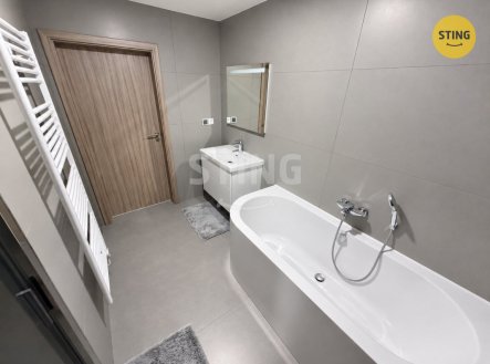 Pronájem bytu, 3+kk, 93 m²