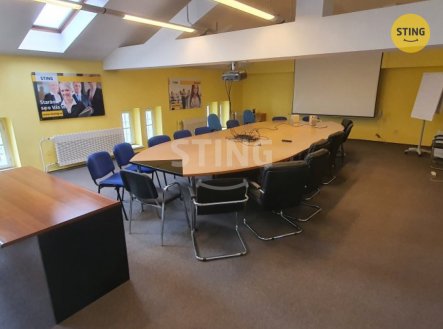 Pronájem kanceláře, 73 m²