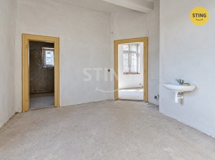 Pronájem jiné komerční nemovitosti, 89 m²