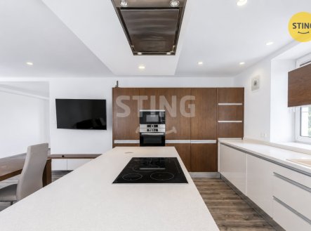 Prodej domu/vily, 407 m²