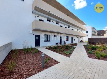 Pronájem bytu, 2+kk, 71 m²