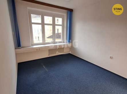 Pronájem komerčního objektu, administrativní budova, 18 m²
