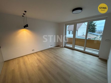 Pronájem bytu, 2+kk, 56 m²