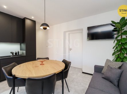 Pronájem bytu, 3+kk, 71 m²
